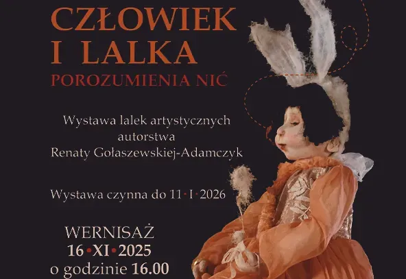 Na ciemnym tle kolorowe informacje. Po prawej stronie lalka w pomarańczowej sukni, białej spódnicy i czerwonych bucikach, z króliczymi uszami na głowie, trzymająca kwiat. 